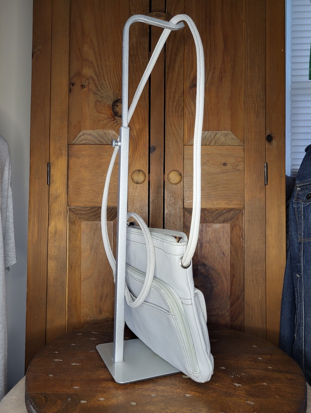 Tignanello white leather crossbody bag - Picture 9 of 15